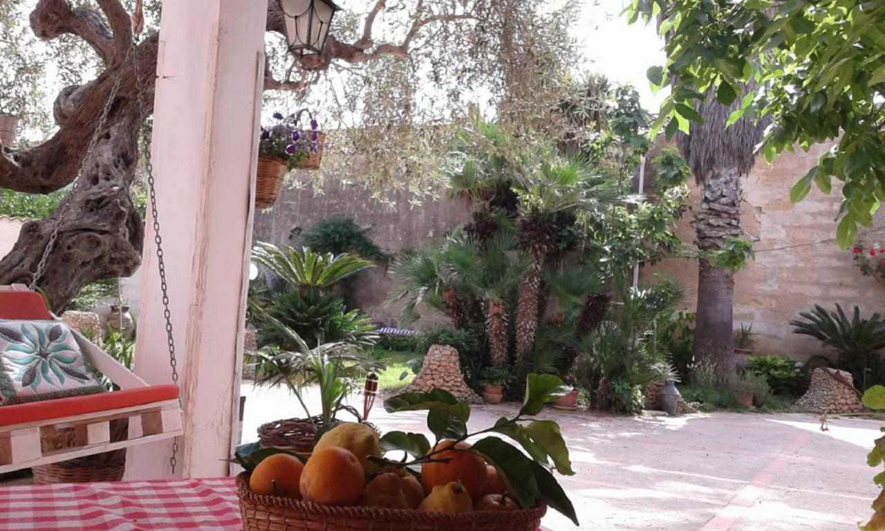 Bed and Breakfast L'Antica Torre à Marsala Extérieur photo