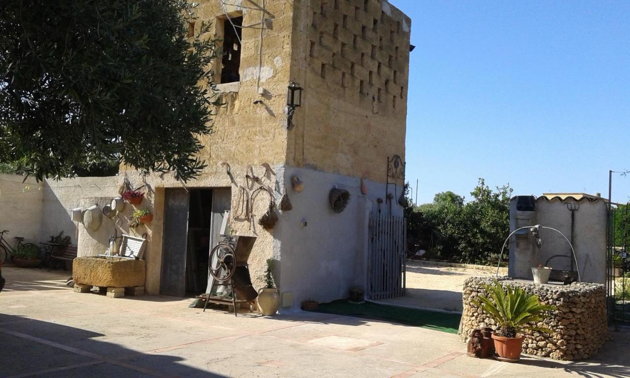 Bed and Breakfast L'Antica Torre à Marsala Extérieur photo